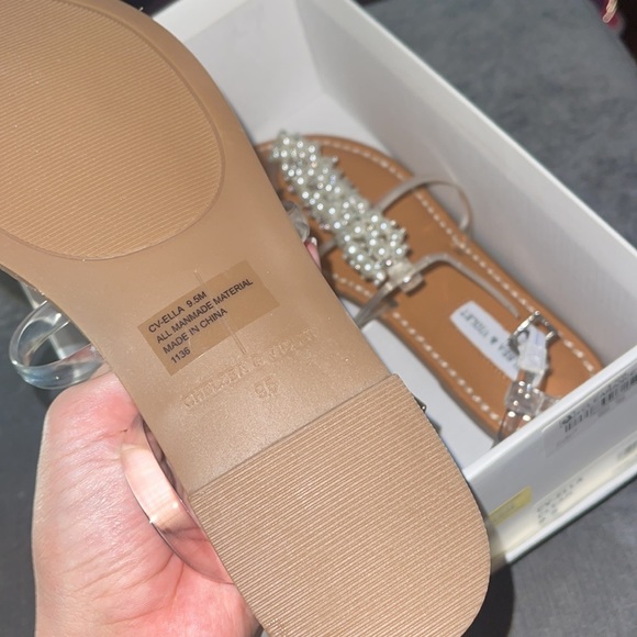 Chelsea & Violet flats - Picture 2 of 4